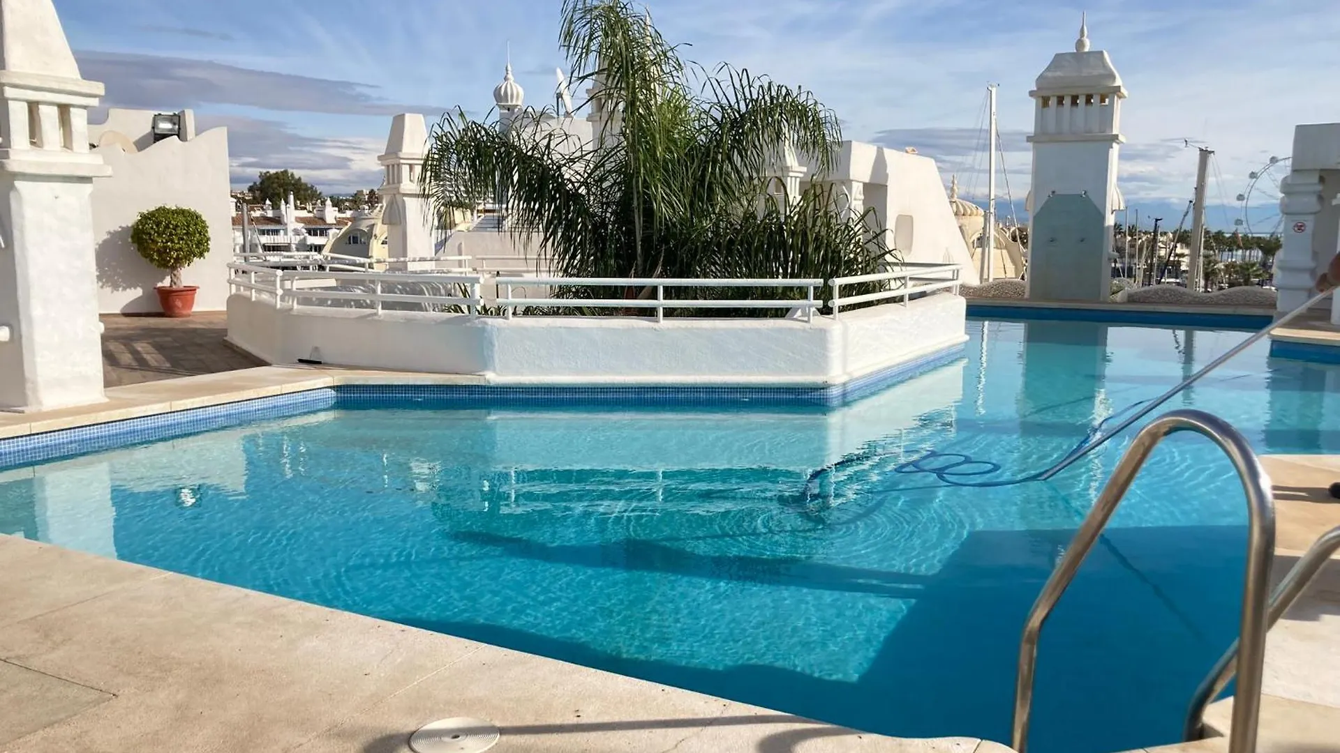 Apartamento Isla De Poniente Puerto Marina Benalmadena