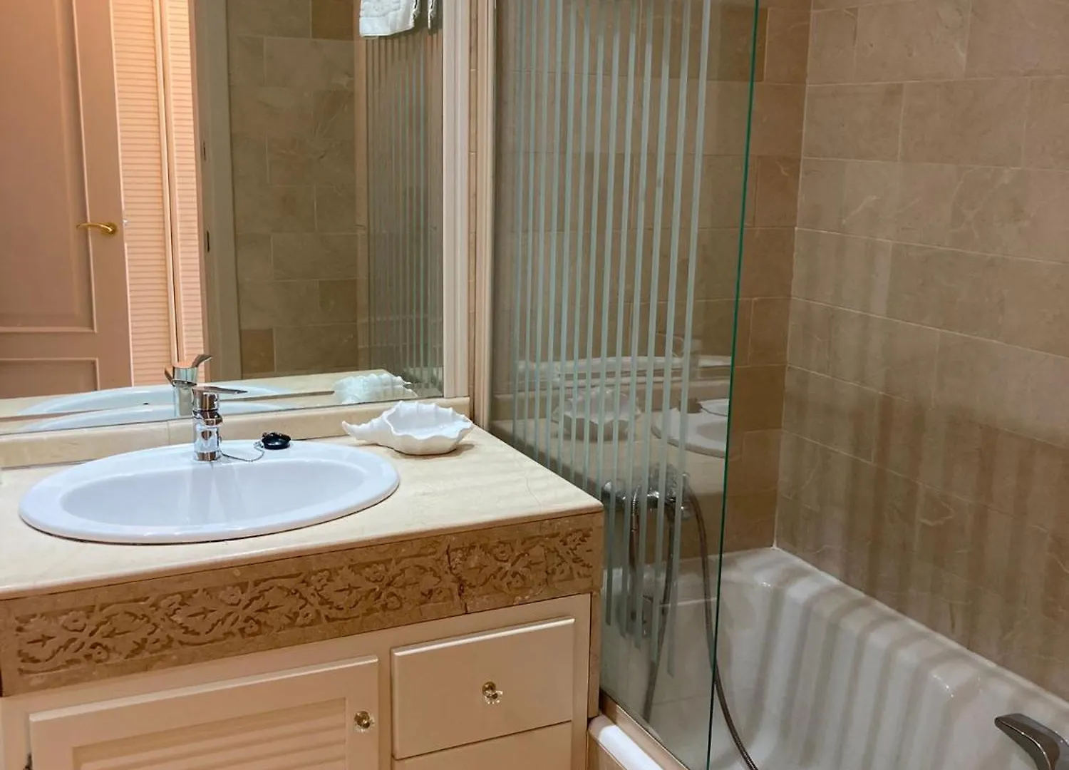 Apartamento Isla De Poniente Puerto Marina Benalmadena 0*,  Spain