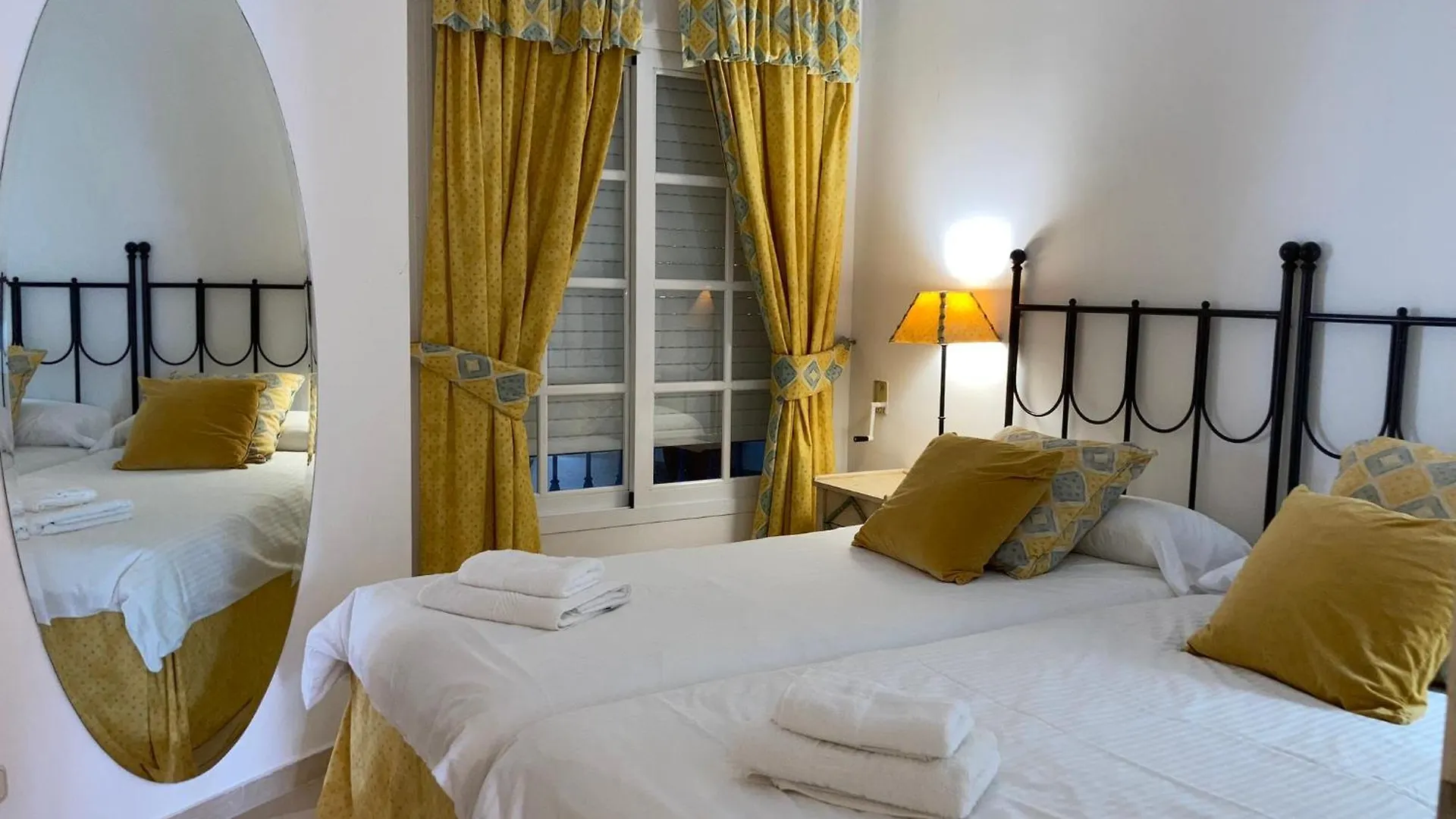 Apartamento Isla De Poniente Puerto Marina Benalmadena Apartment