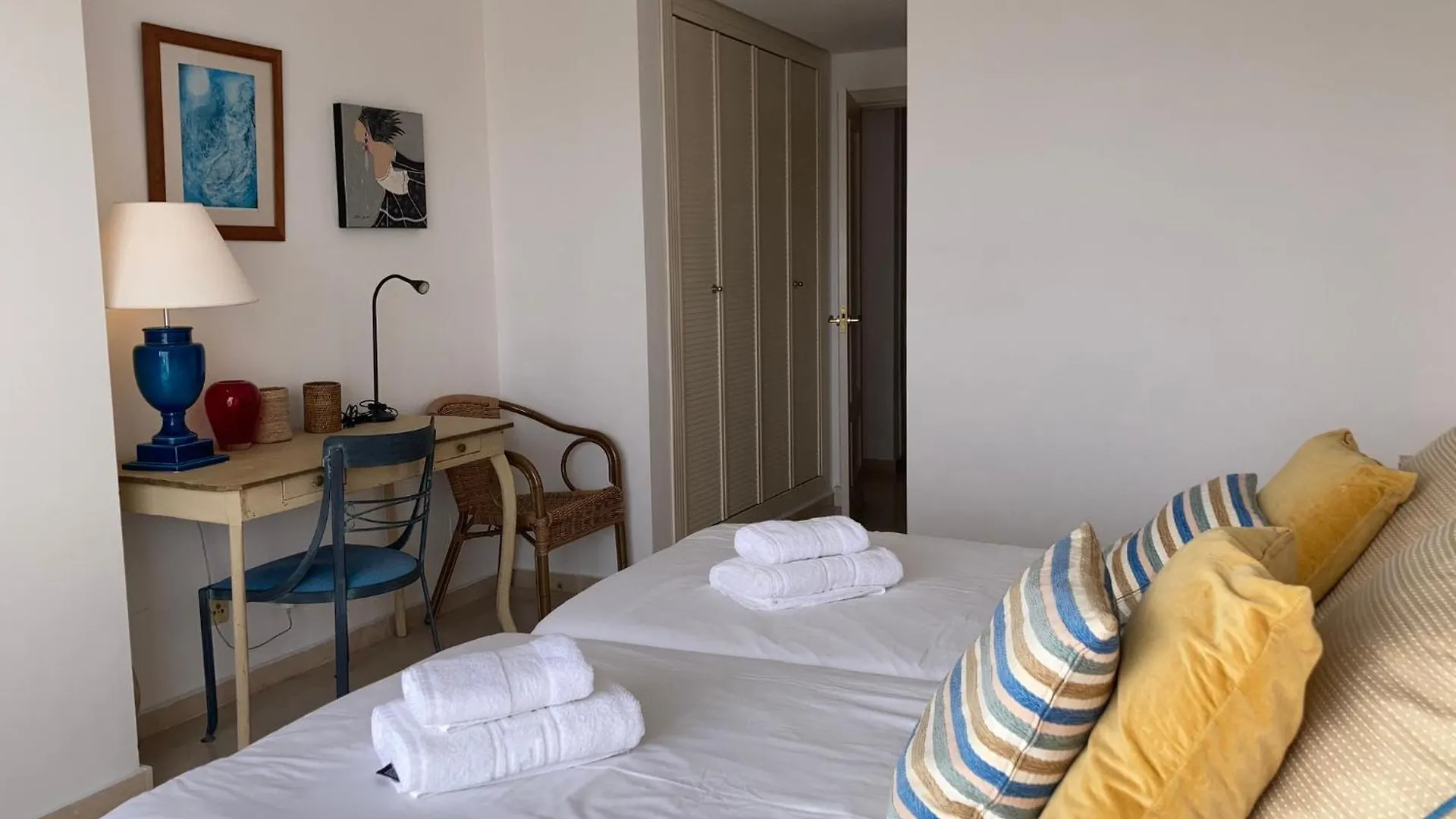 Apartamento Isla De Poniente Puerto Marina Benalmadena Spain