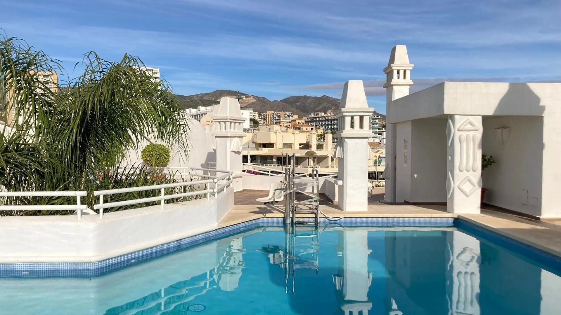 Apartamento Isla De Poniente Puerto Marina Benalmadena Spain